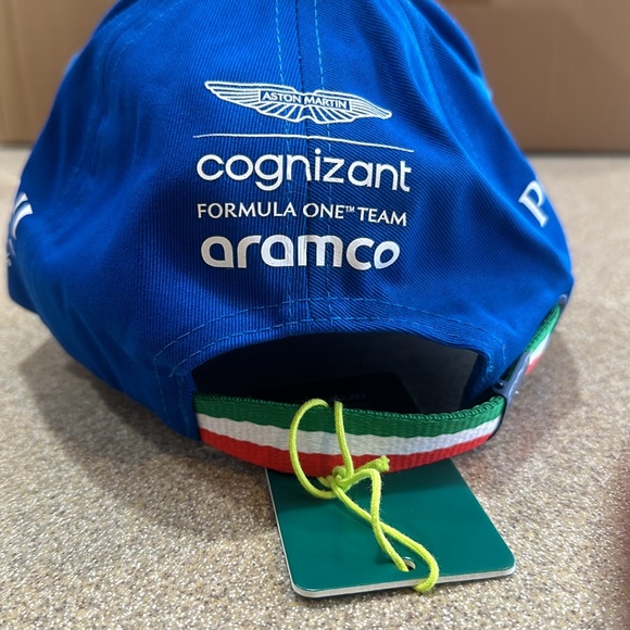 ASTON MARTIN CAP - Picture 4 of 9